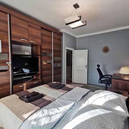 Smart Business Apartman Miskolc Bagian luar foto