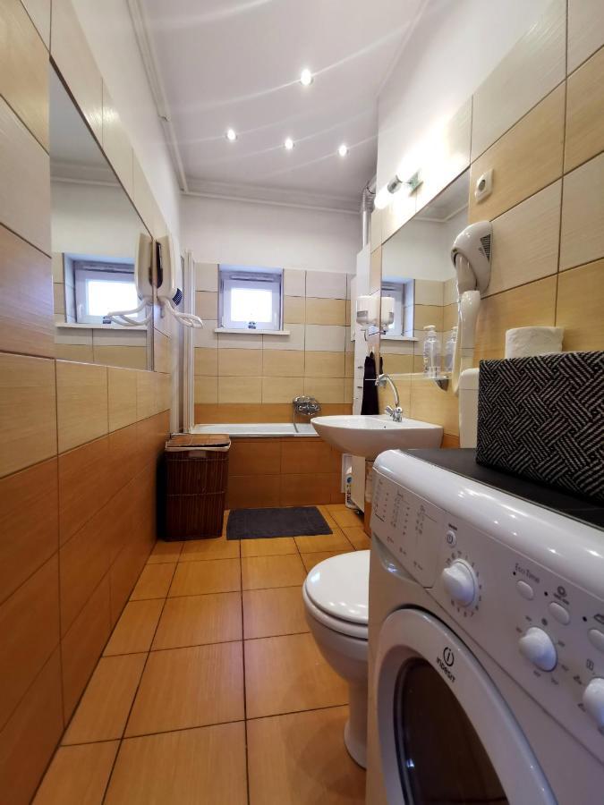 Smart Business Apartman Miskolc Bagian luar foto