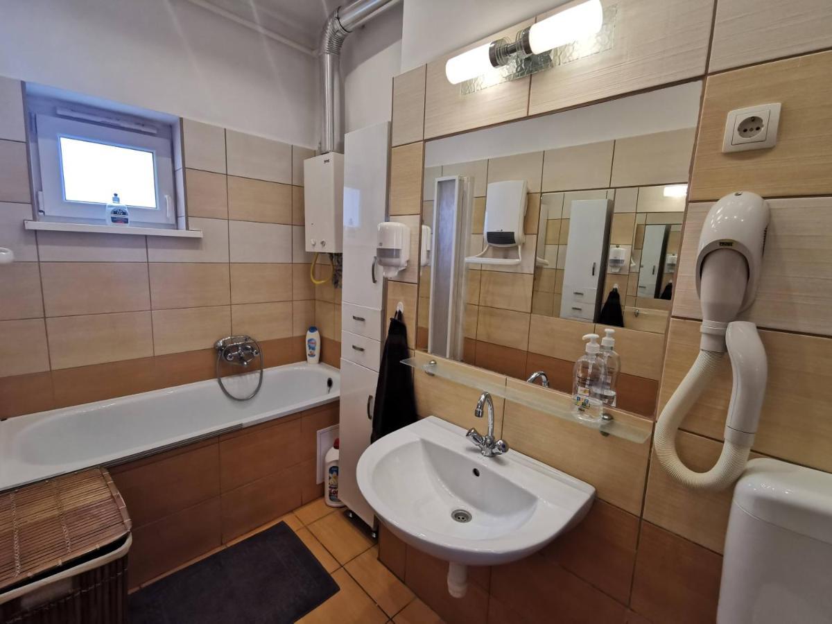 Smart Business Apartman Miskolc Bagian luar foto