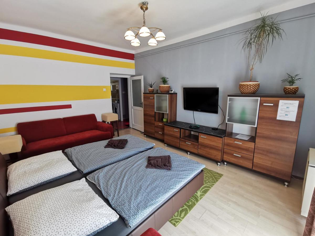 Smart Business Apartman Miskolc Bagian luar foto