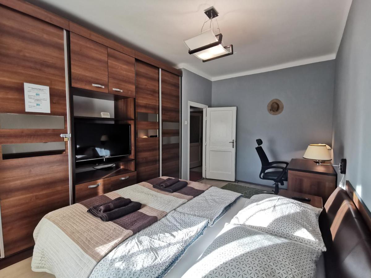 Smart Business Apartman Miskolc Bagian luar foto